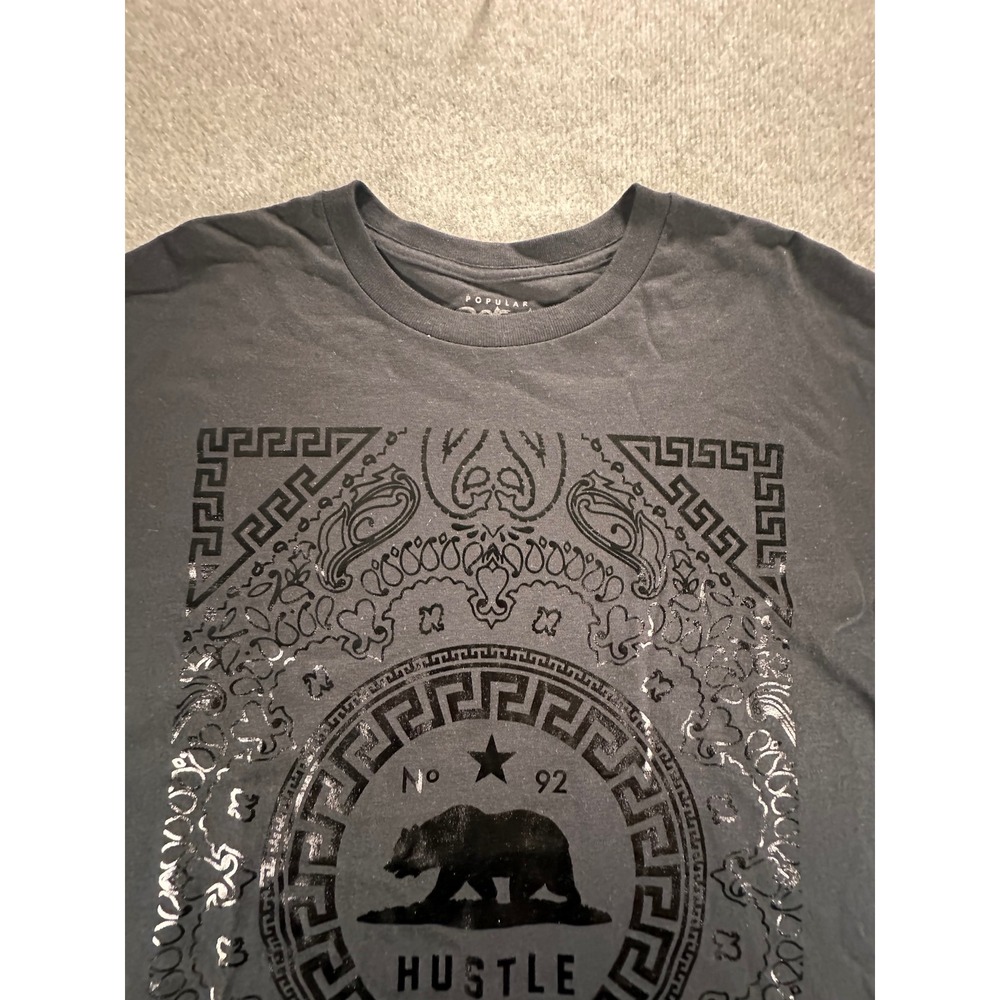 Popular Poison Mens Hustle Bear Graphic‎ T-Shirt Black 2XL California Paisley